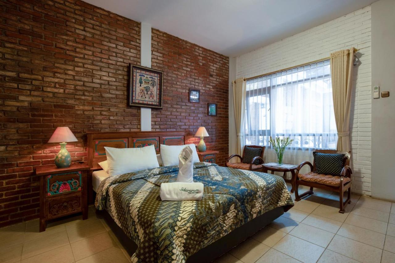 Sekararum Butik Syariah Guesthouse Бандунг Екстер'єр фото
