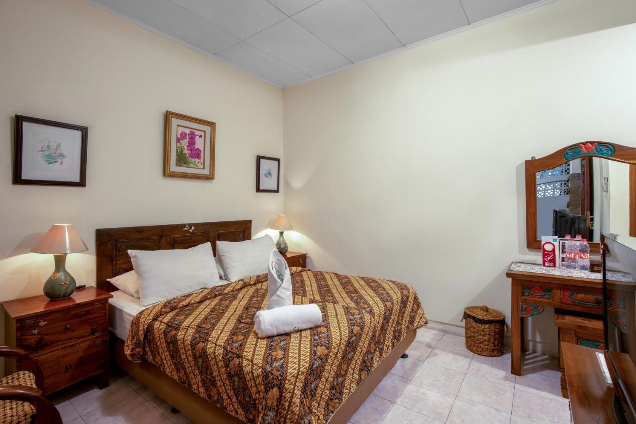 Sekararum Butik Syariah Guesthouse Бандунг Екстер'єр фото