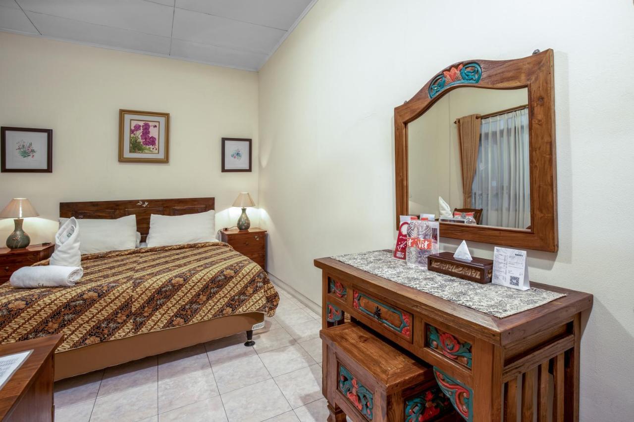 Sekararum Butik Syariah Guesthouse Бандунг Екстер'єр фото