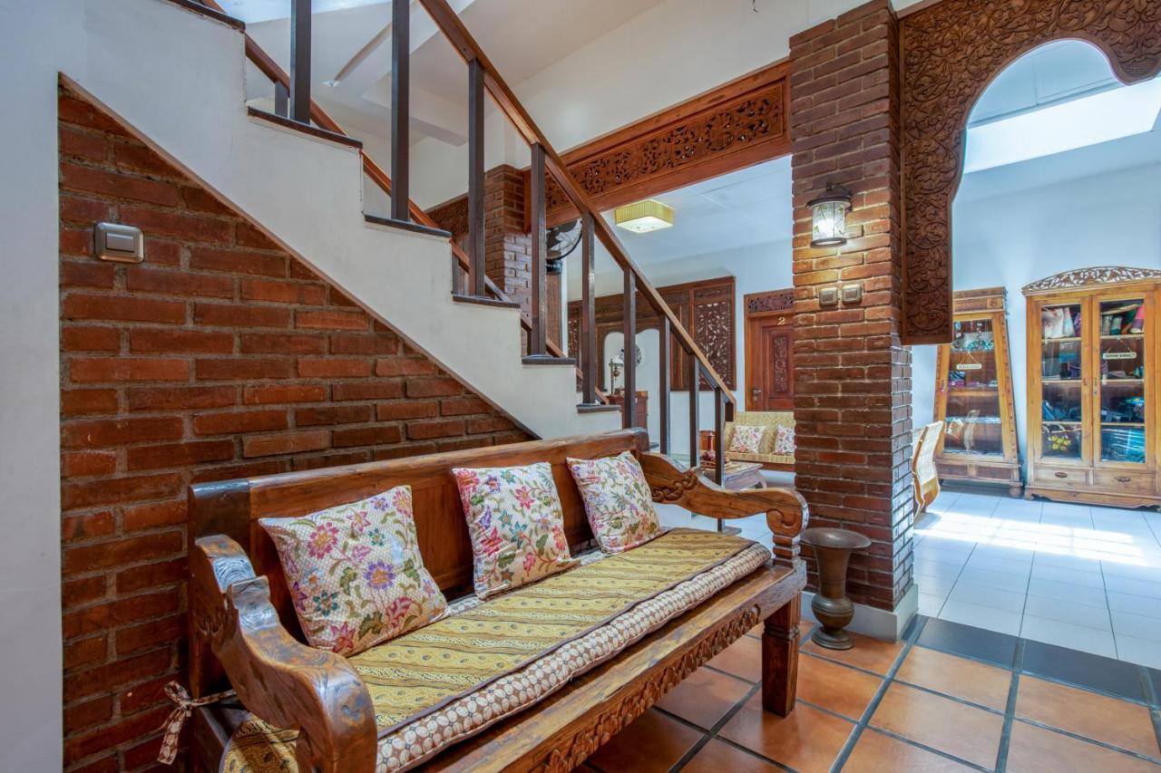Sekararum Butik Syariah Guesthouse Бандунг Екстер'єр фото