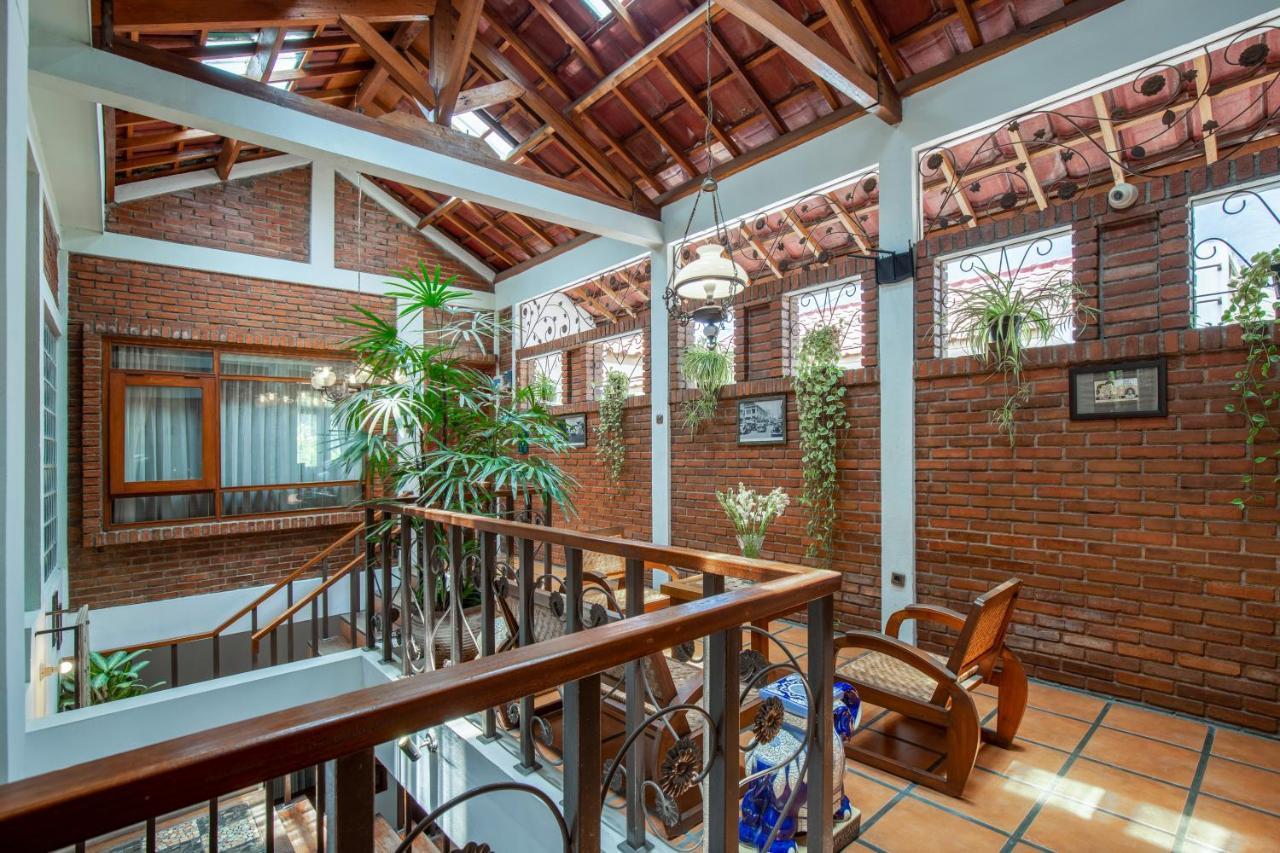 Sekararum Butik Syariah Guesthouse Бандунг Екстер'єр фото