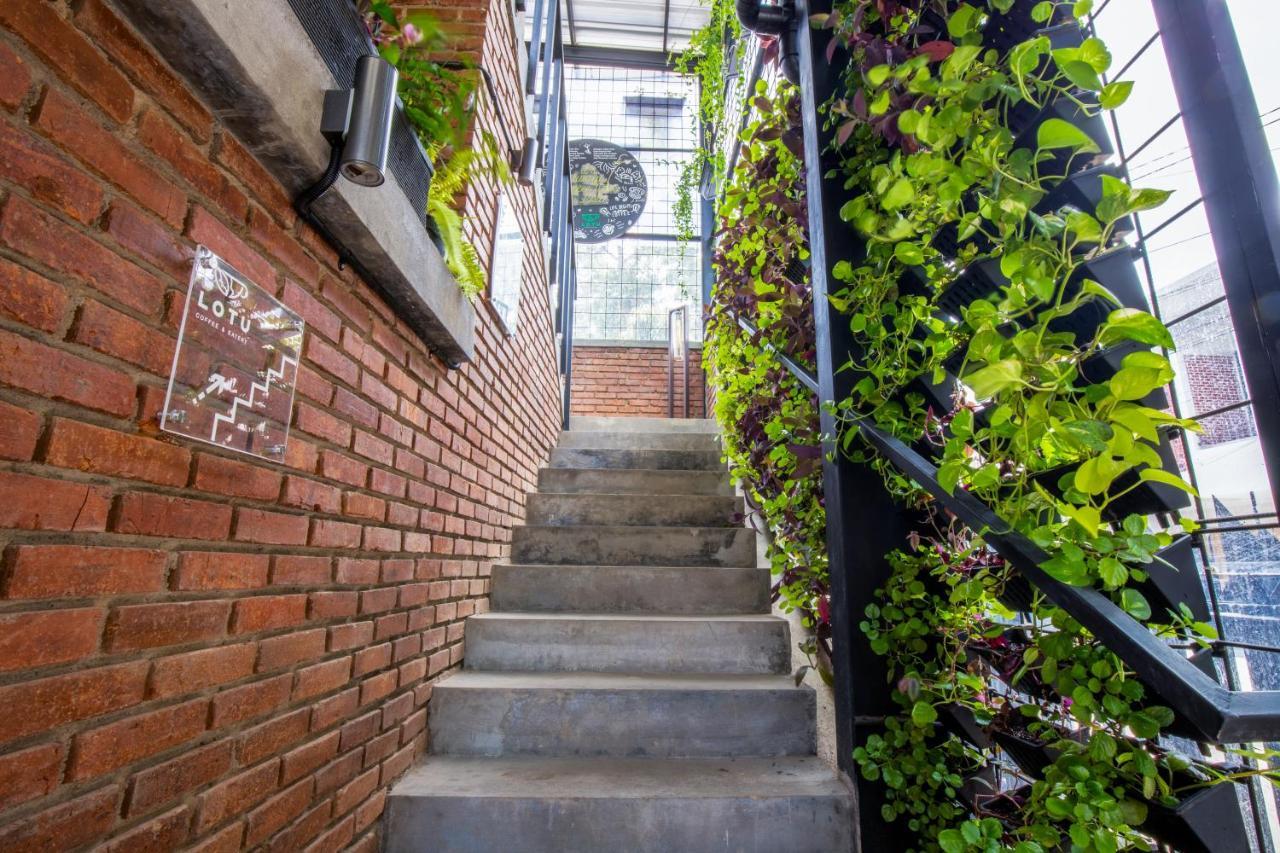 Sekararum Butik Syariah Guesthouse Бандунг Екстер'єр фото
