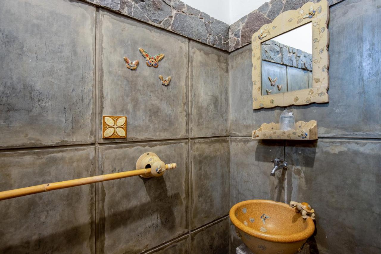 Sekararum Butik Syariah Guesthouse Бандунг Екстер'єр фото