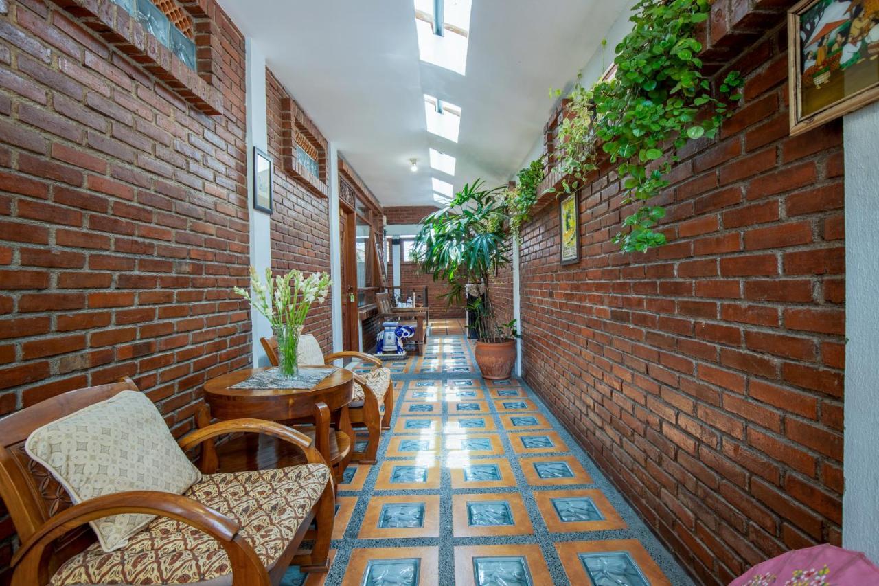Sekararum Butik Syariah Guesthouse Бандунг Екстер'єр фото
