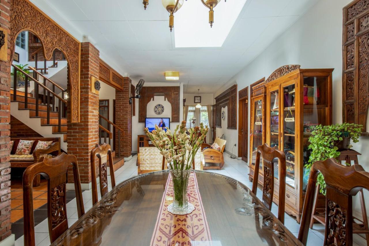 Sekararum Butik Syariah Guesthouse Бандунг Екстер'єр фото