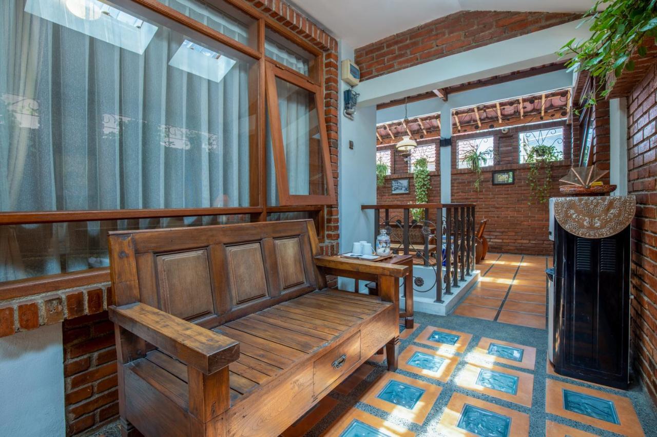 Sekararum Butik Syariah Guesthouse Бандунг Екстер'єр фото