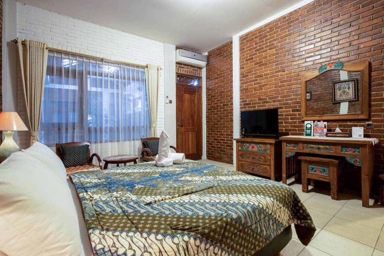 Sekararum Butik Syariah Guesthouse Бандунг Екстер'єр фото